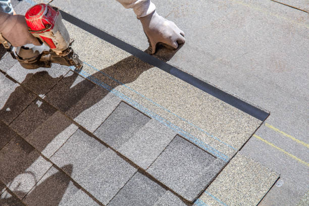 Best Emergency Roof Repair  in Howard City, MI